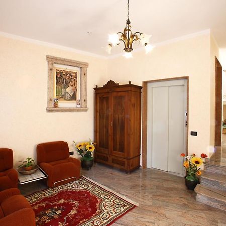 Residence Cime D'Oro Андало Экстерьер фото